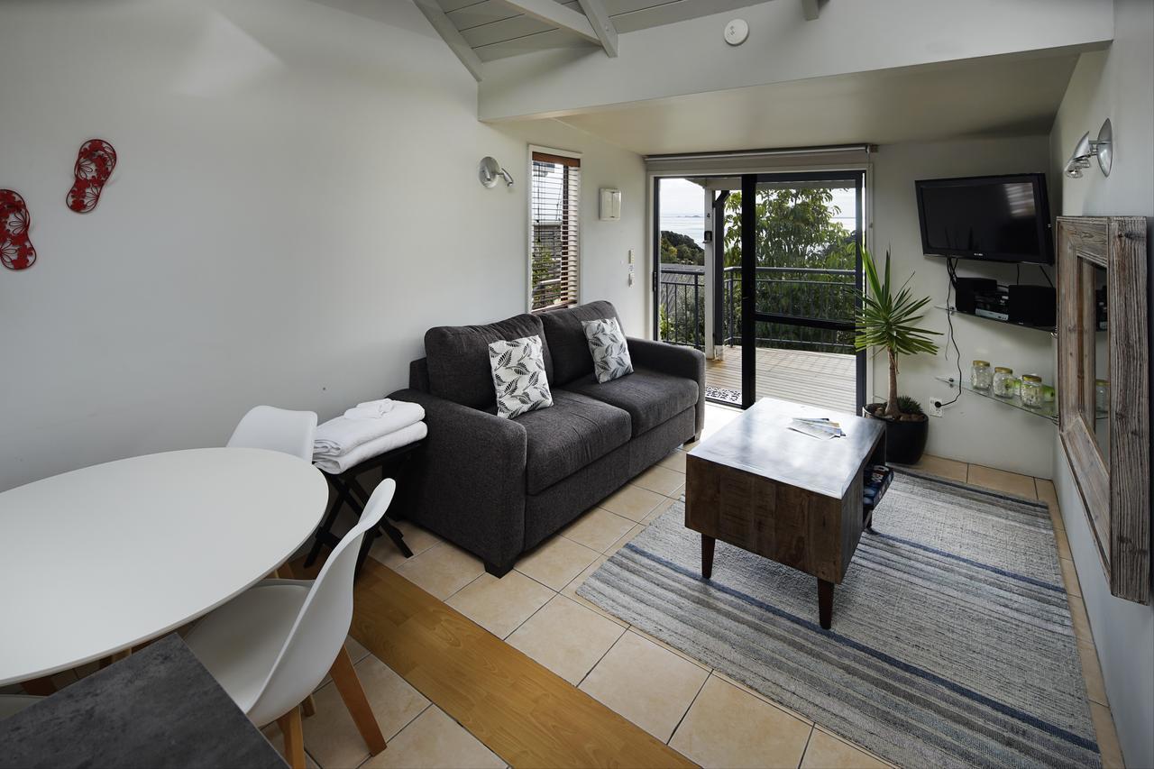 Palm Waiheke Island Resort - Stay Waiheke Palm Beach Exteriör bild